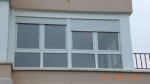ventana de alumino color blanco con rotura de puente térmico 